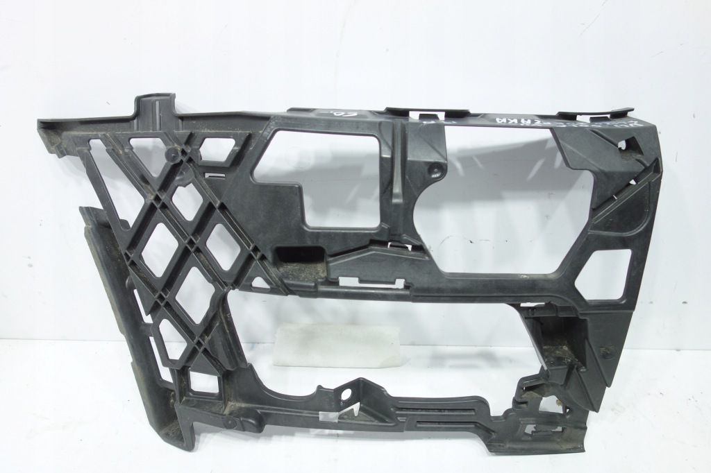 Купить Направляющая бампера перед правый vw golf vii 5g0807724d