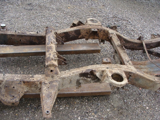 фото №4, Рама land rover discovery 2 ii