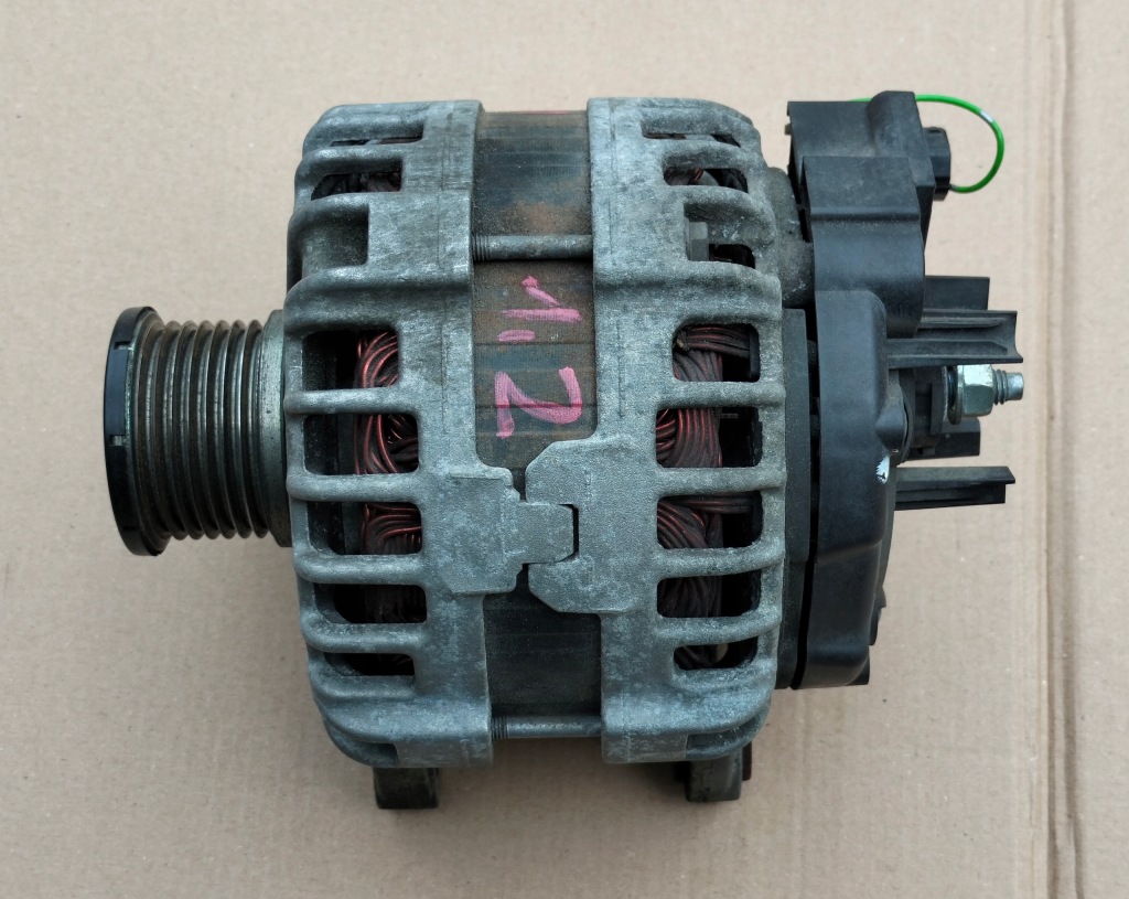 Купити Nissan renault 1,2 генератор 150 a