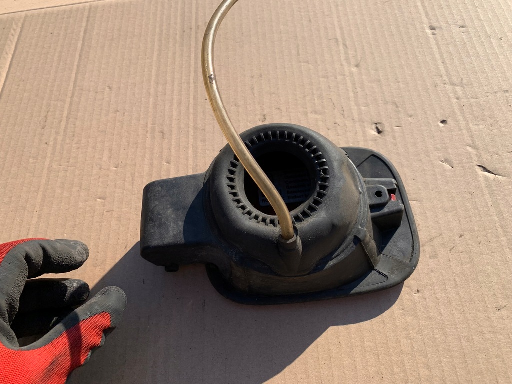 фото №3, Кришка заливної пального vw bora оригінал ładna