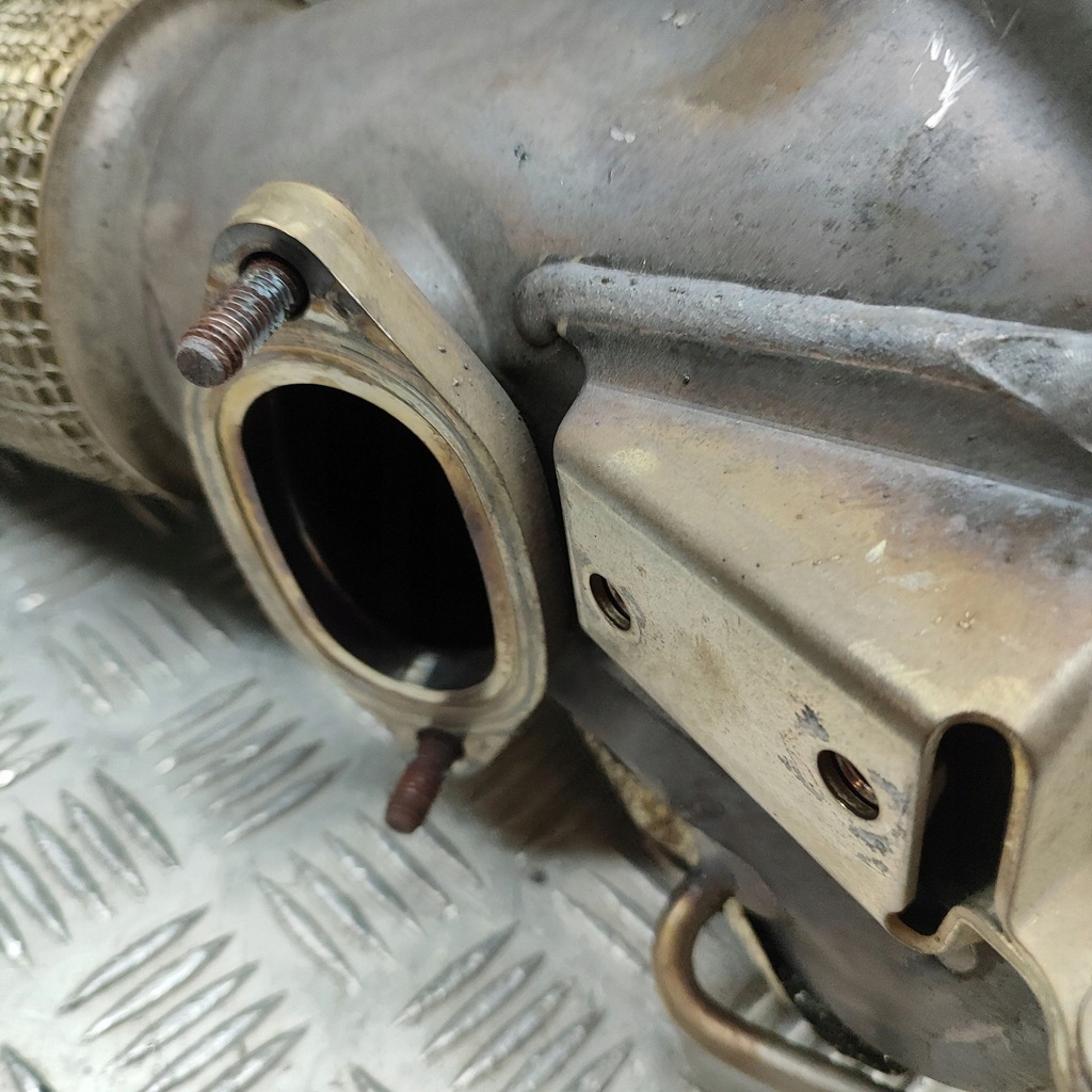 фото №7, Bmw x7 g07 2020 фильтр частиц твердых катализатор / fap / dpf