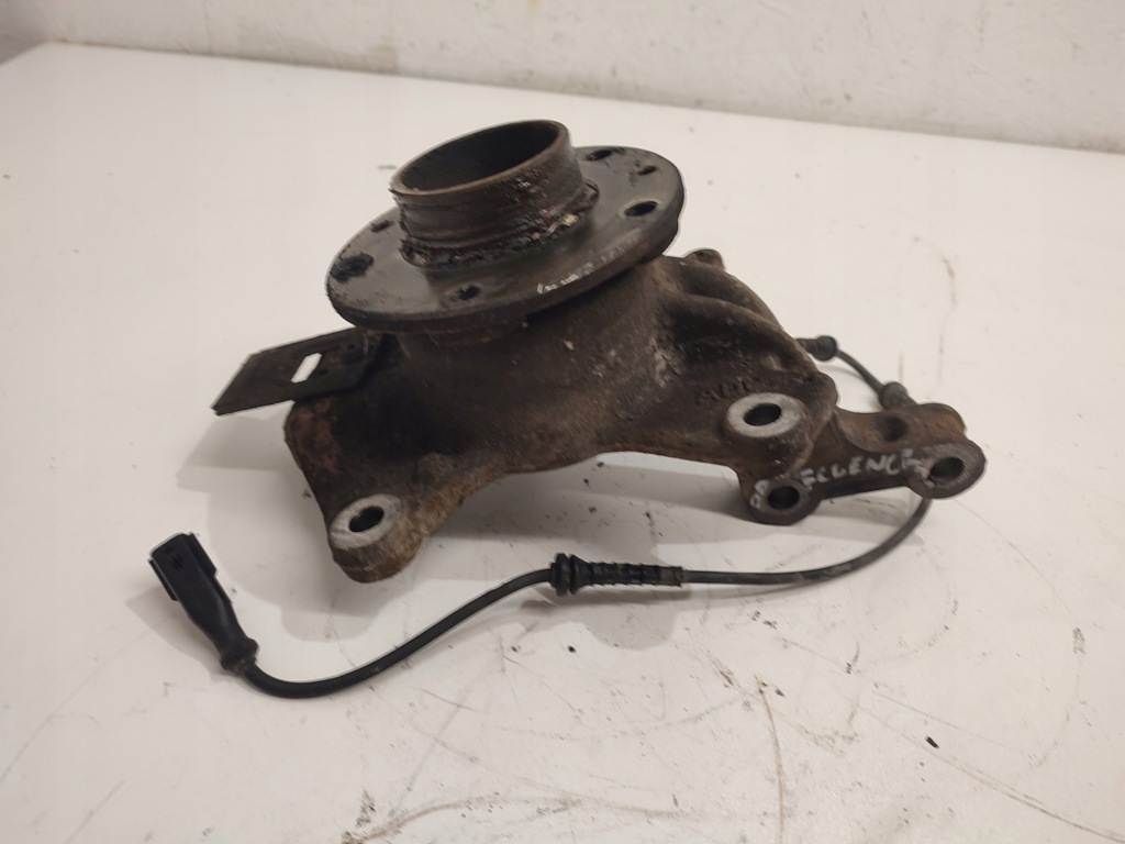 фото №7, Renault fluence поворотний кулак правий перед 1.5dci