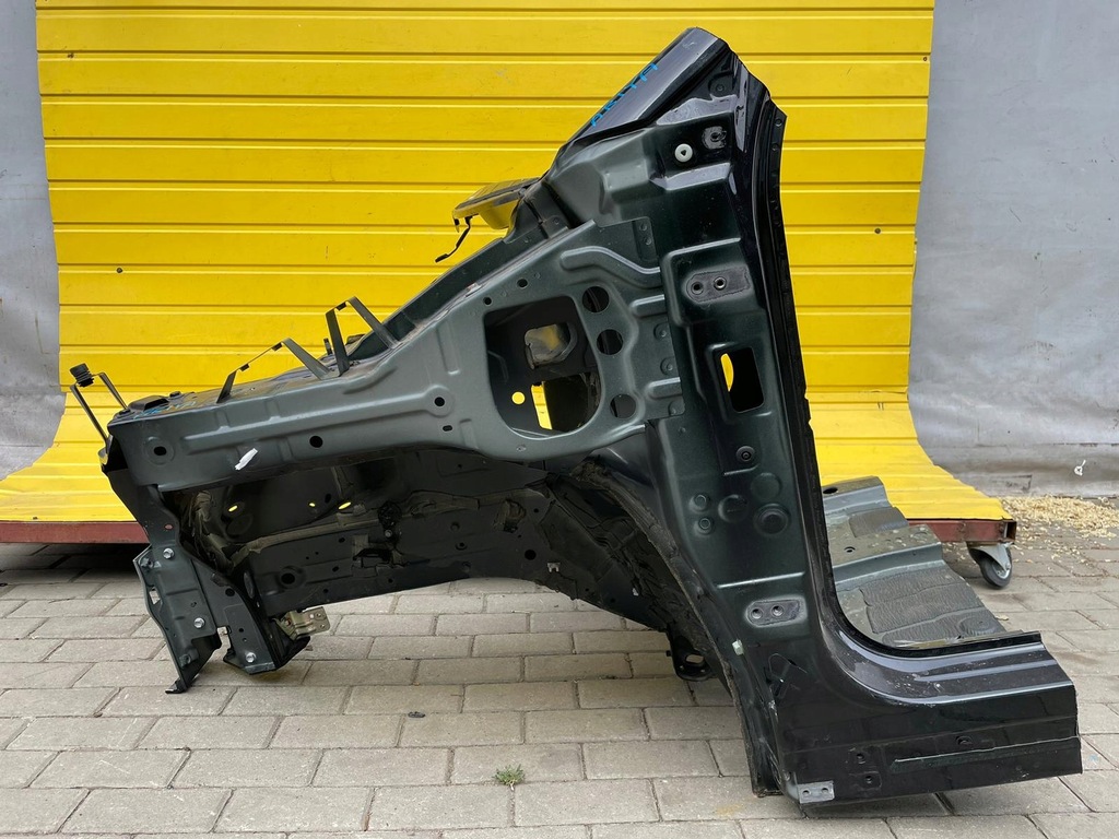 фото №1, Nissan ariya чверть лівий перед