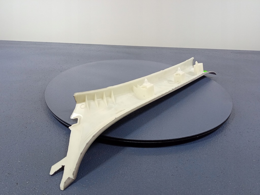 фото №4, Bmw 1 f40 обшивка защита стойка a правая 7444550