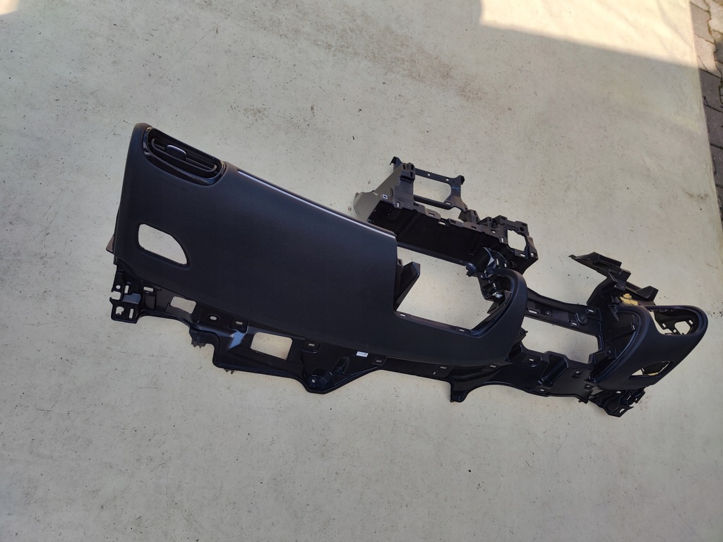 фото №6, Консоль приборная панель air bag приборная панель toyota yaris 4 iv 20- оригинал