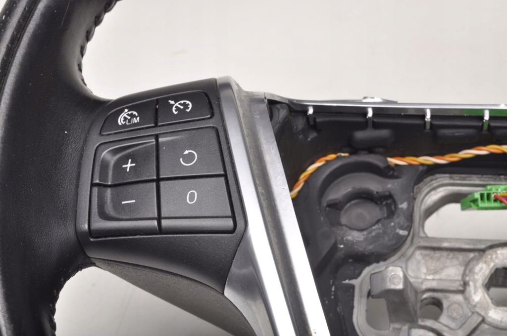 фото №3, Volvo s60 ii v60 повітропровід шкіряний шкіра rdesign