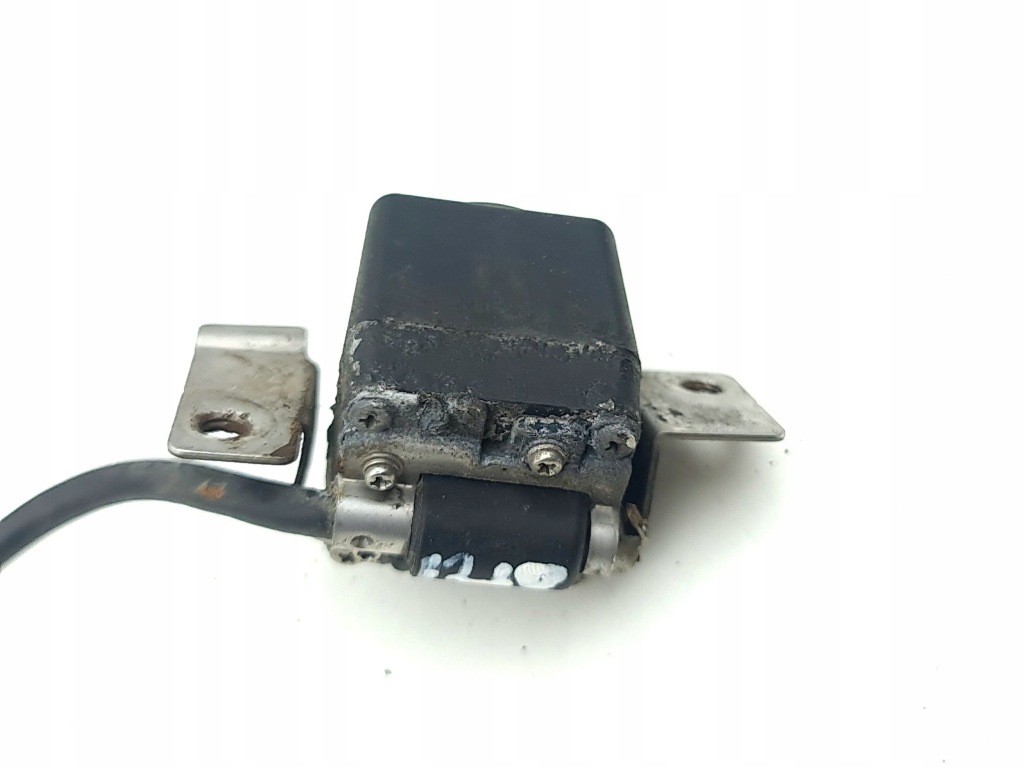 Tesla model s камера заднього виду 2015 100677300f Недорого