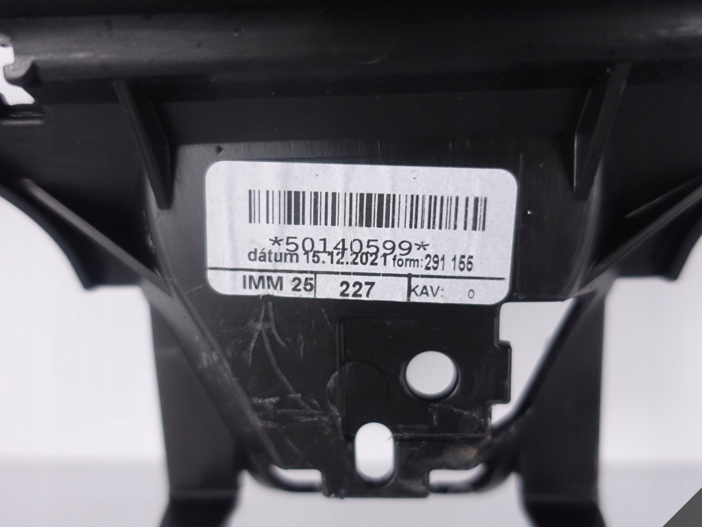 Porsche оригинальный номер 9y0807683aa решётка бампера Доставка