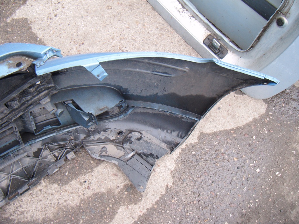 фото №8, Volvo v50 2004-2012 бампер перед бампер передній код лакофарбового покриття: 459-46