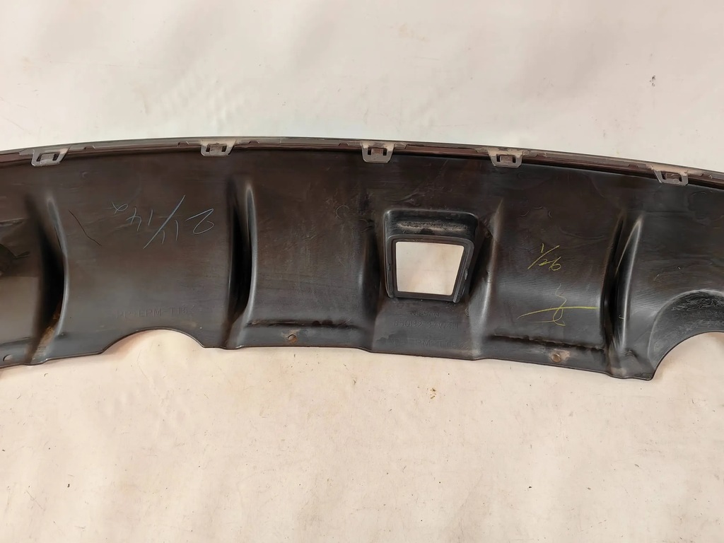 фото №11, Nissan juke nismo - накладка бампера задня ładna polecam