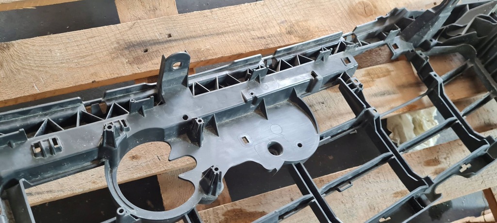 фото №16, Sq8 4m q8 каркас решетка кронштейн бампера перед sline