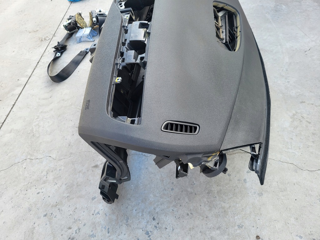 фото №14, Citroen c5 iii x7 10r приборная панель консоль air bag ремни подушка коленная