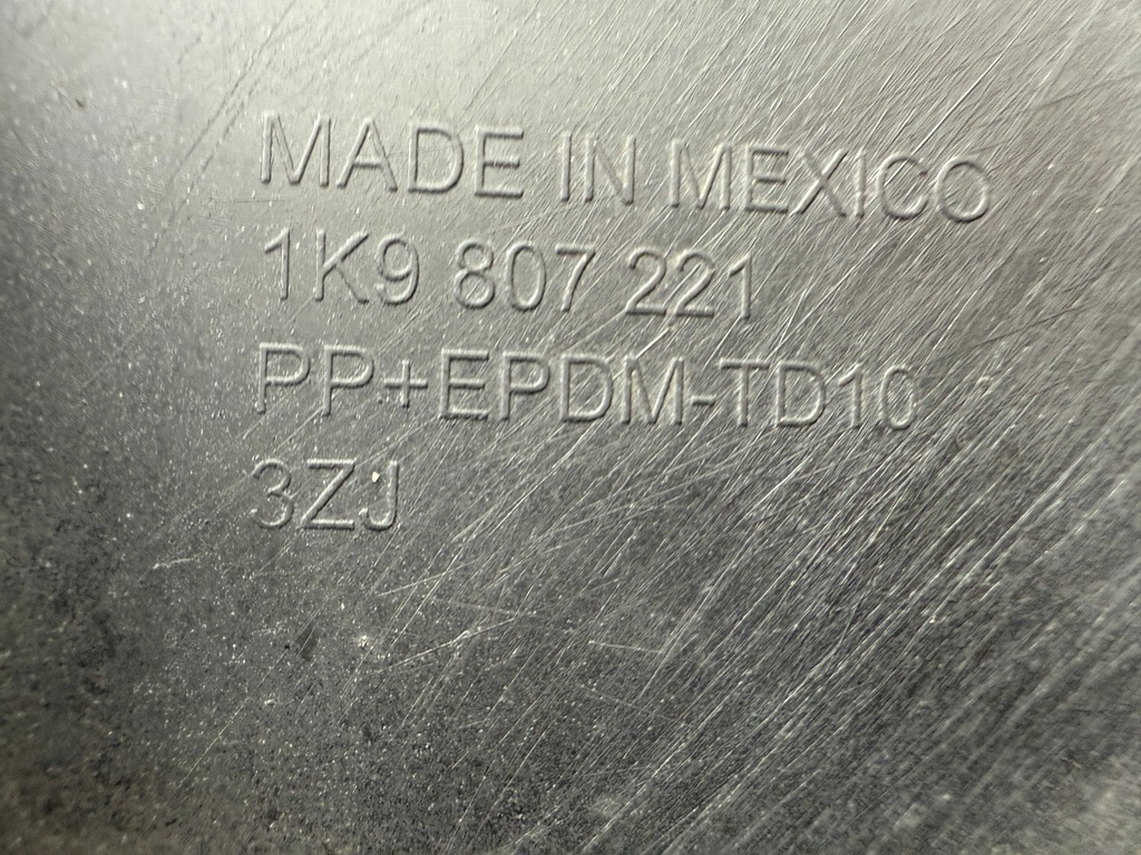 фото №8, Бампер перед передній volkswagen vw golf vi 1k9807221 kombi