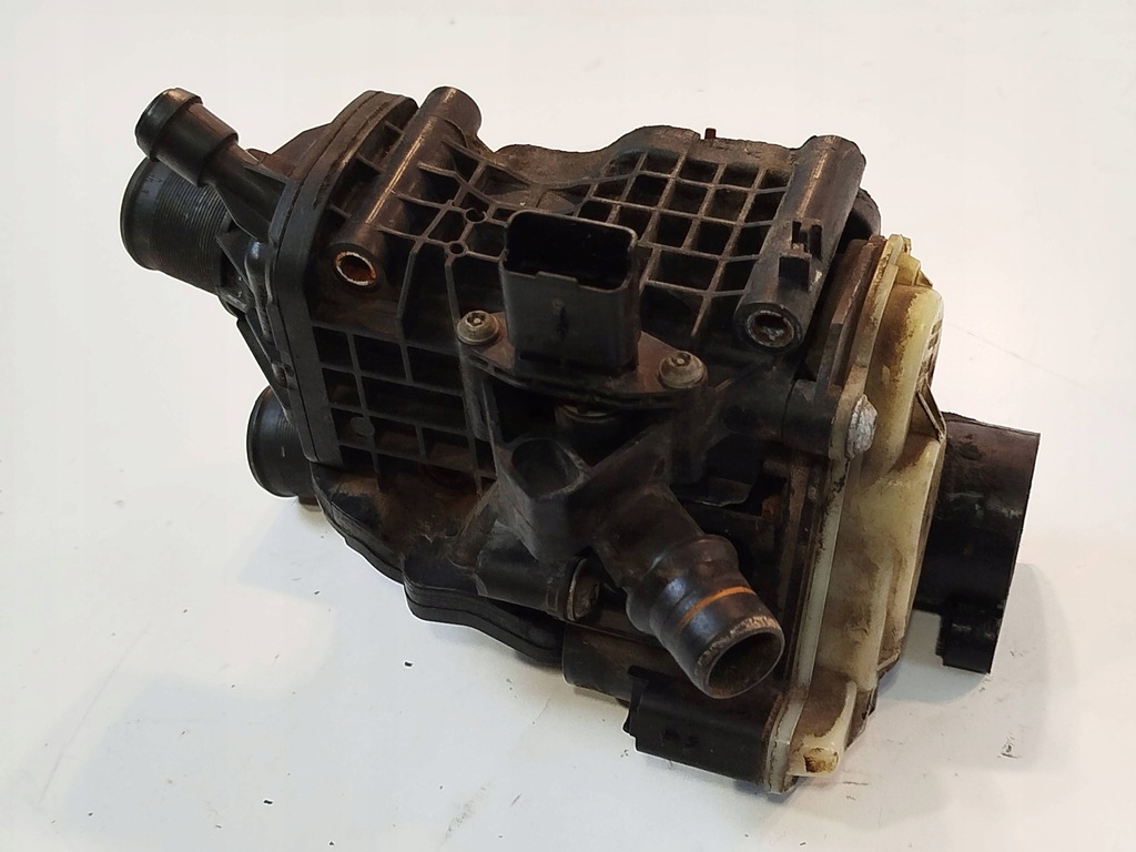 фото №11, Корпус термостата peugeot 508 citroen 9804160380