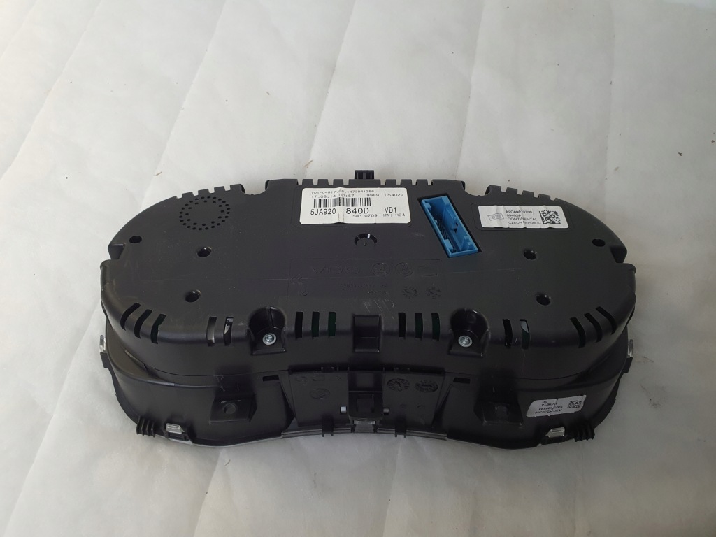 фото №4, Лічильник приладова панель прилади skoda rapid 5ja920840d