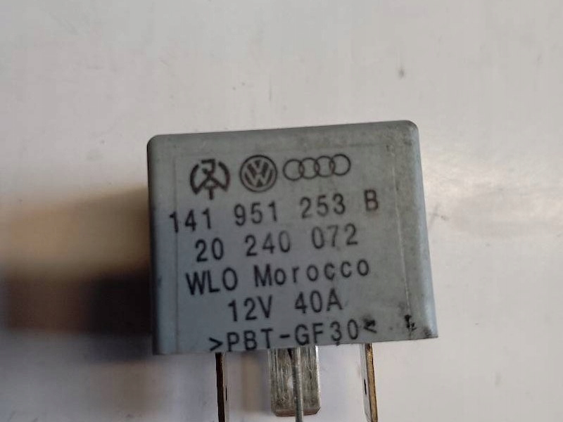 Купить Реле 53 skoda fabia i 141 951 253b