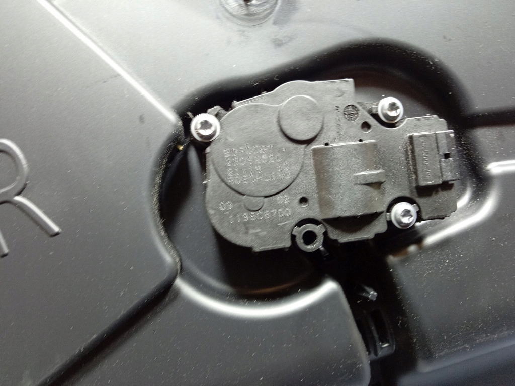 фото №9, Mercedes gls x167 канал впуск воздуха правый a1678315000