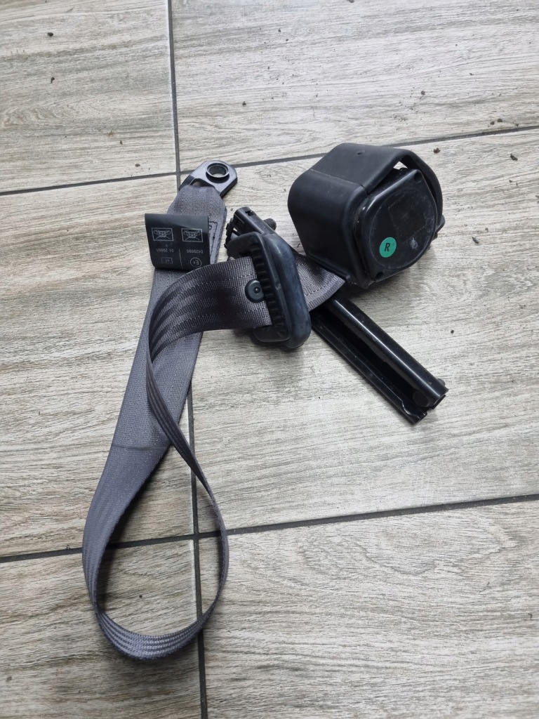 фото №1, Pas безопасности левый lub правый volvo fl 6 00-06