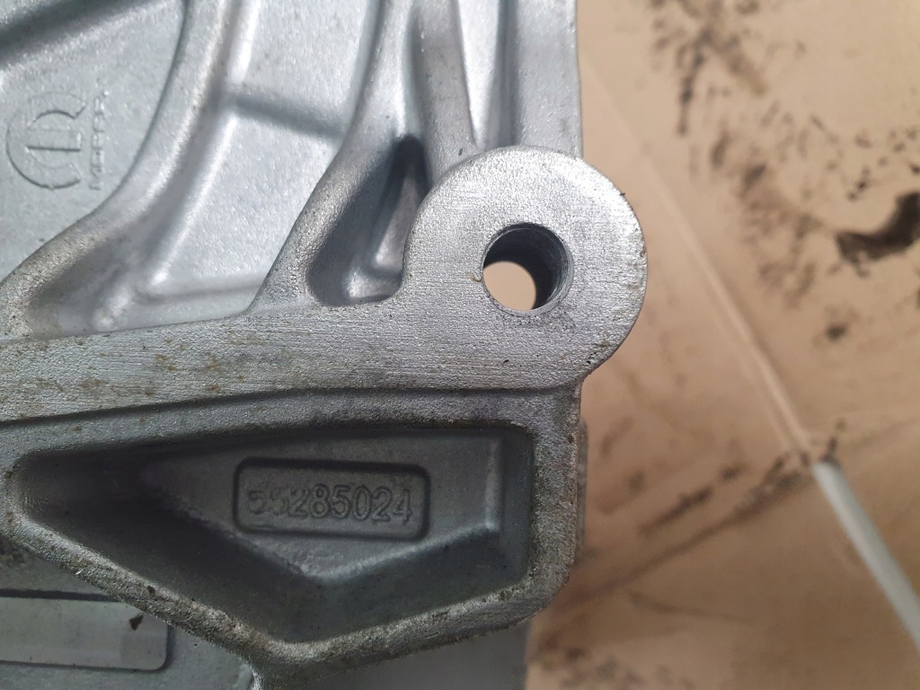 фото №3, Кронштейн кронштейн насоса топлива jeep renegade lift 2.0 mj