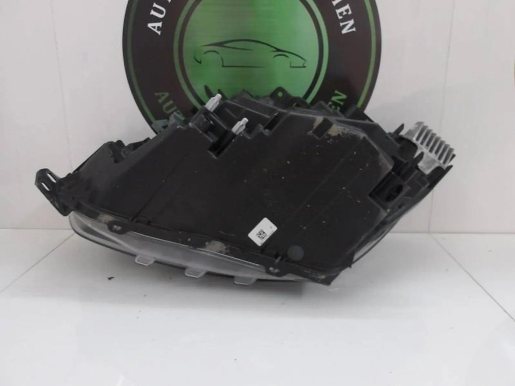 фото №8, Volvo xc40 лампа перед правая full led