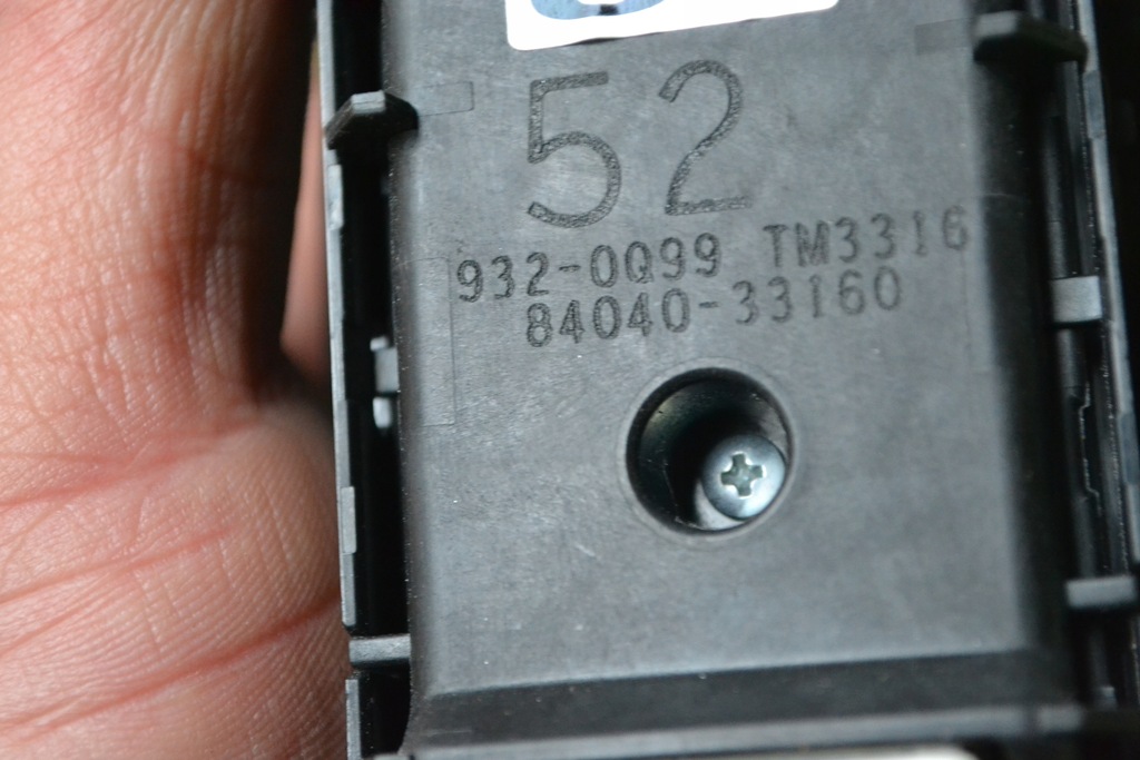 фото №7, Toyota camry 2020 переключатель окон перед левый