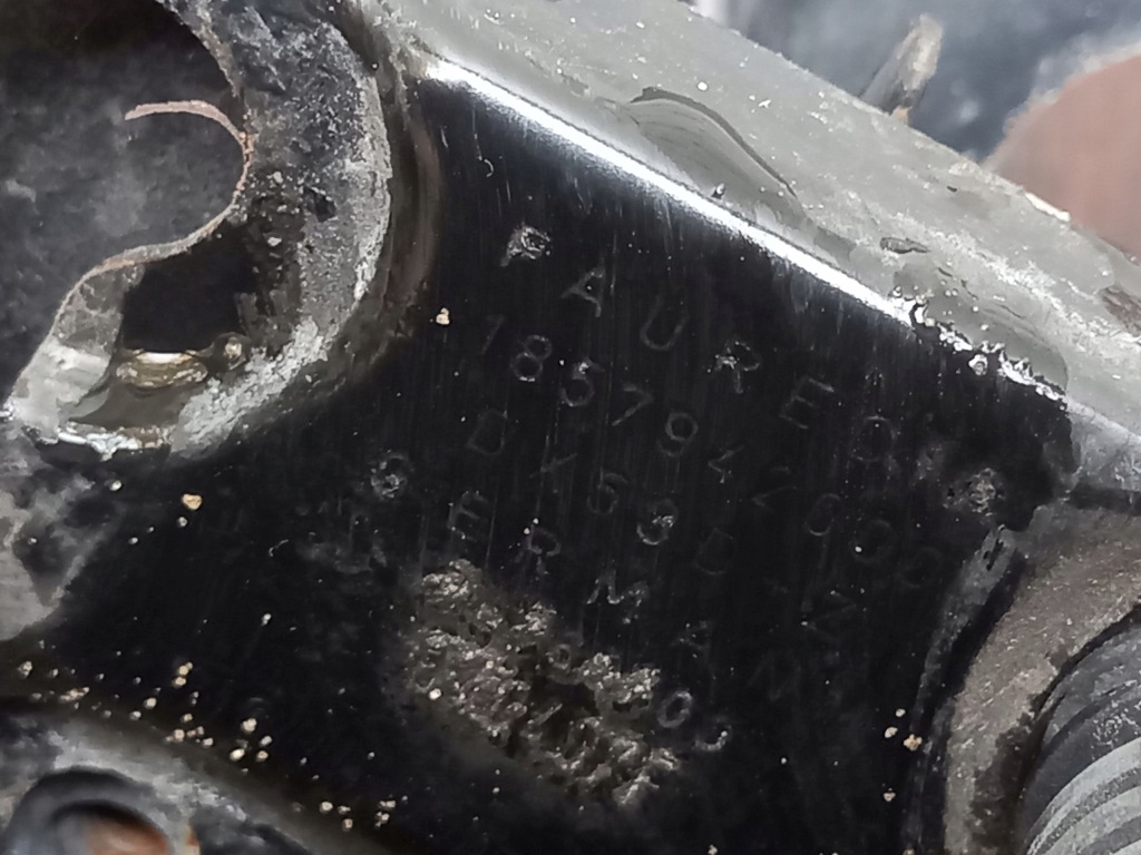 Bmw x3 e83 підсилювач ремінь передній Зі Шроту