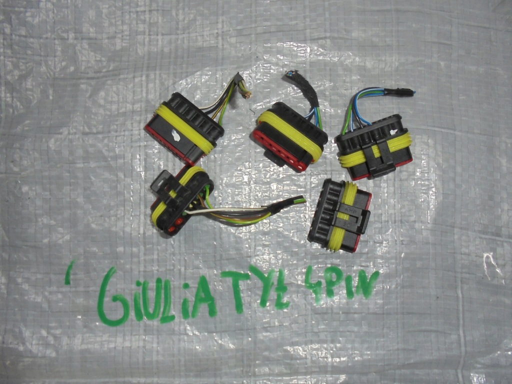 фото №1, Колодка штекер лампи задня alfa romeo giulia