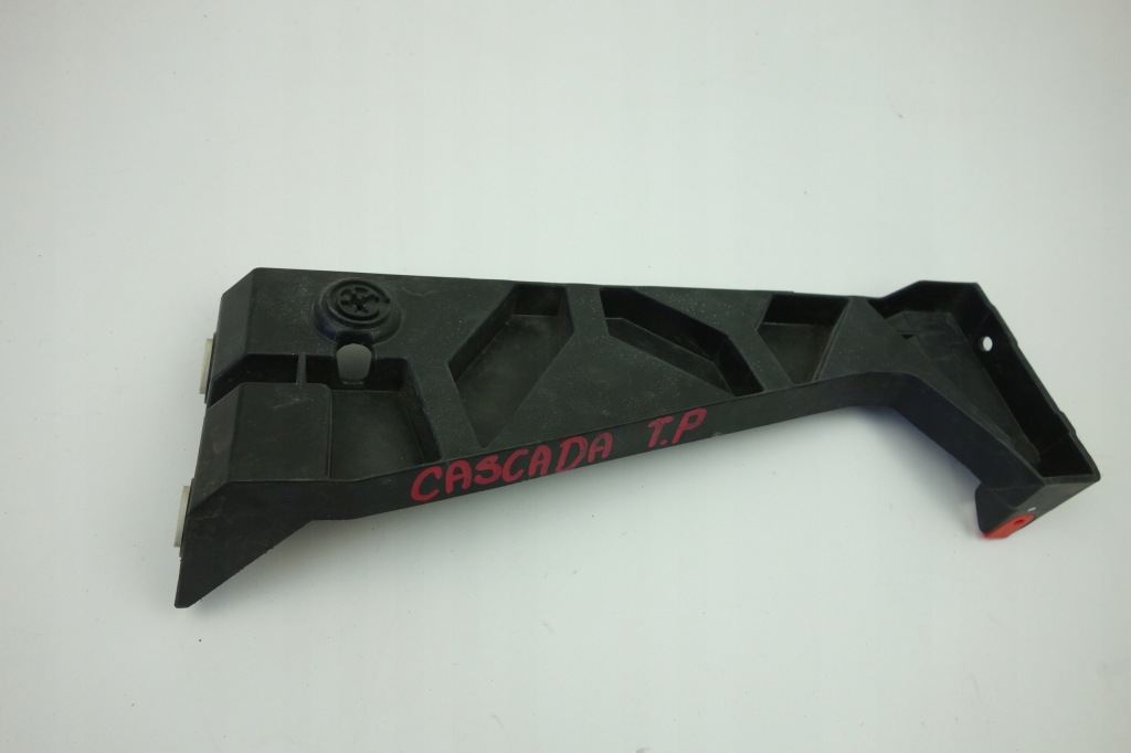 фото №1, Направляющая бампера задняя opel cascada 13369033 13369031