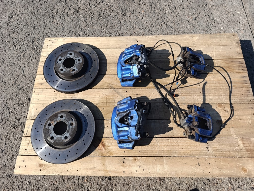 Купити Mercedes w207 гальмівні диски супорти комплект 3.0 cdi