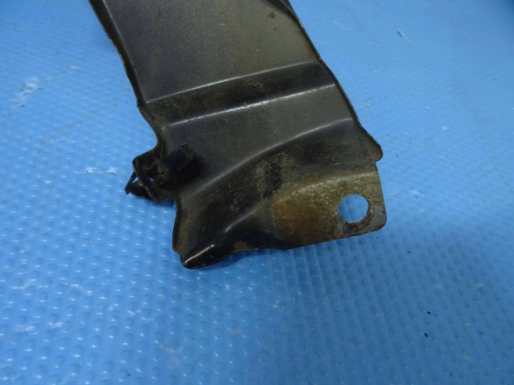 фото №11, Крыло правый перед toyota corolla verso ii 209