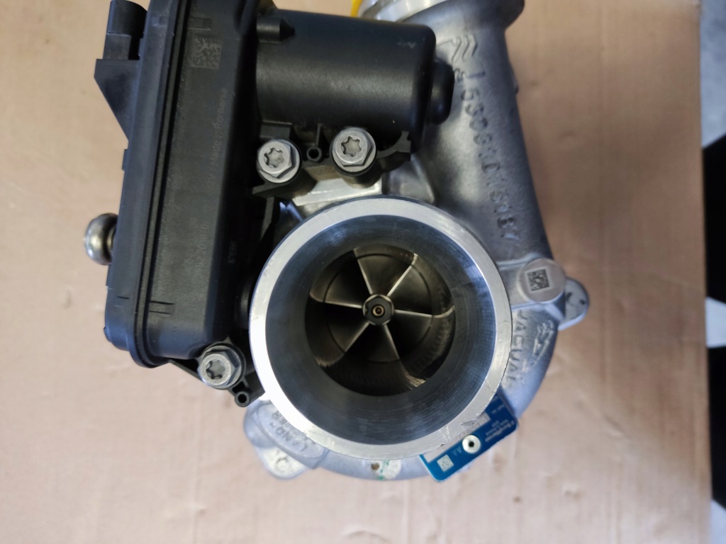 Турбина land rover jaguar h4p36k682dg 530397oo617 Недорого