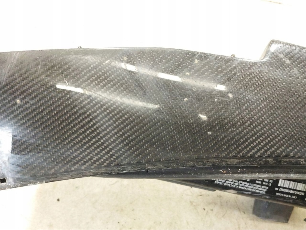 Внутрішній поріг дверний maserati mc 20 cielo 2023 з лівий в Україні