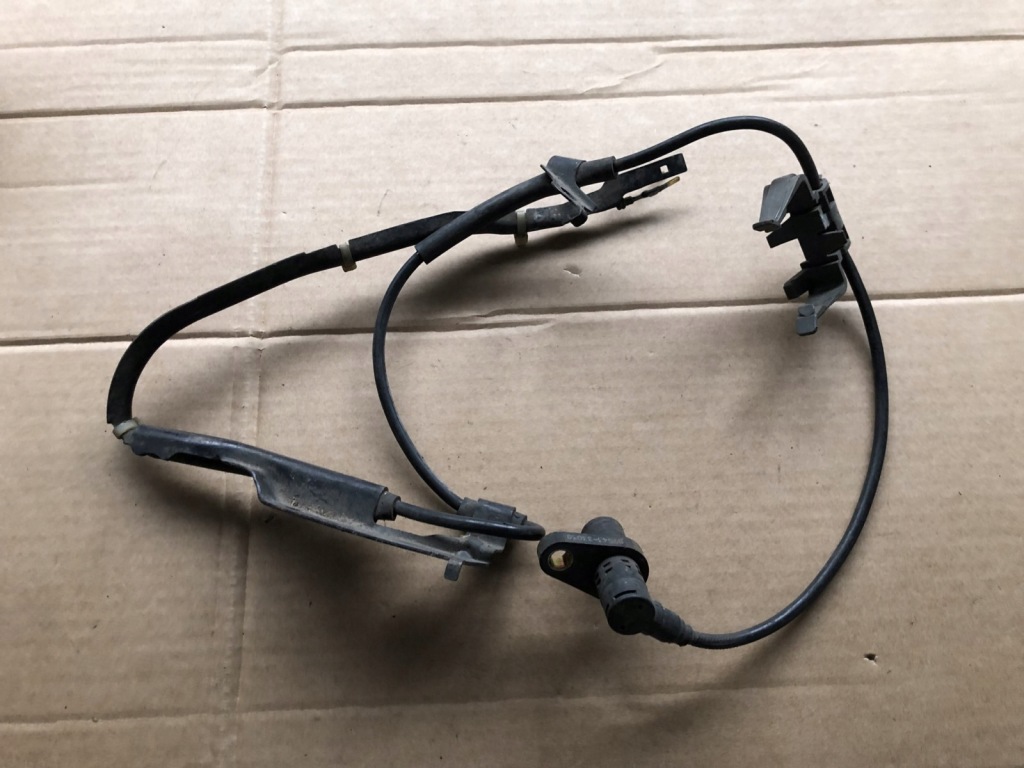 Купить Датчик abs левый перед toyota camry 89543-33030