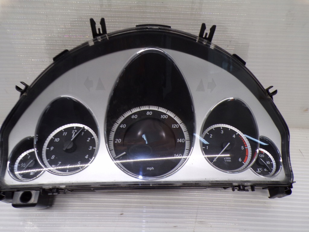 фото №1, Лічильник прилади mercedes w212 e klasa дизель anglik