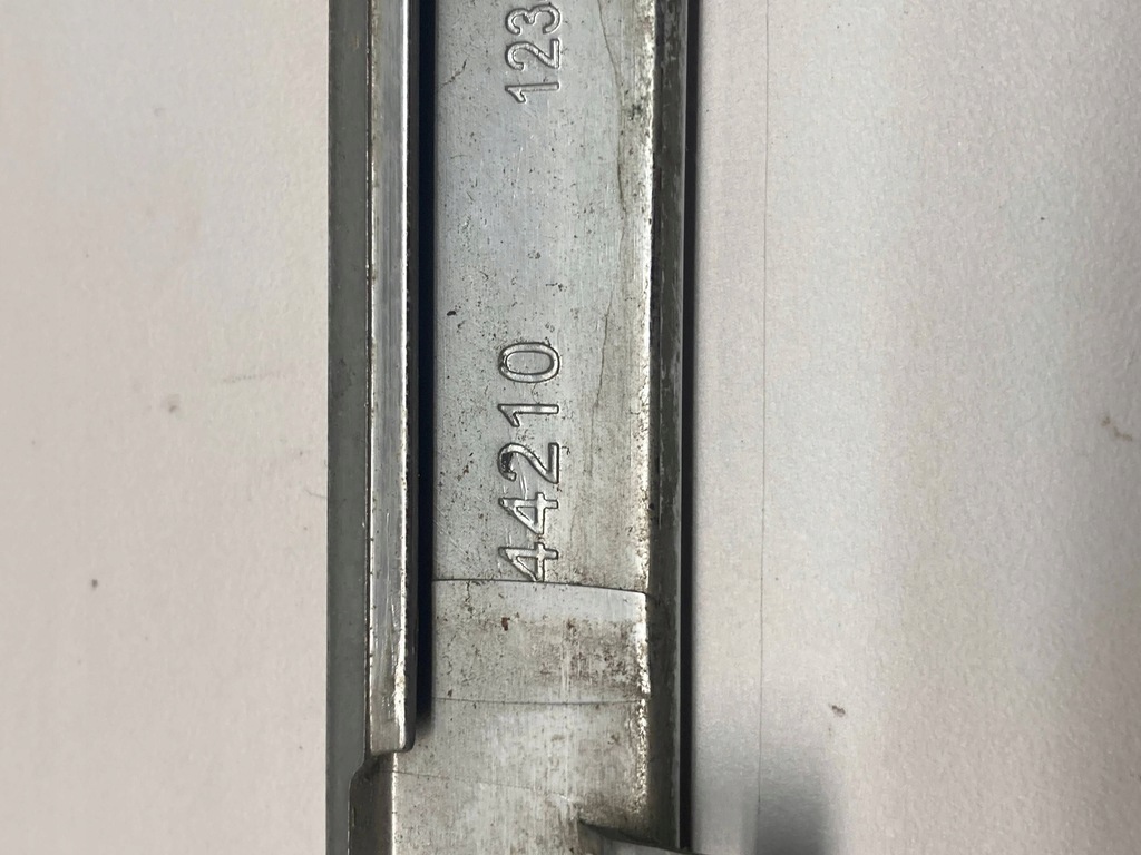 фото №9, Peugeot 308 t7 lift 2011 молдинг бампера передній 44210