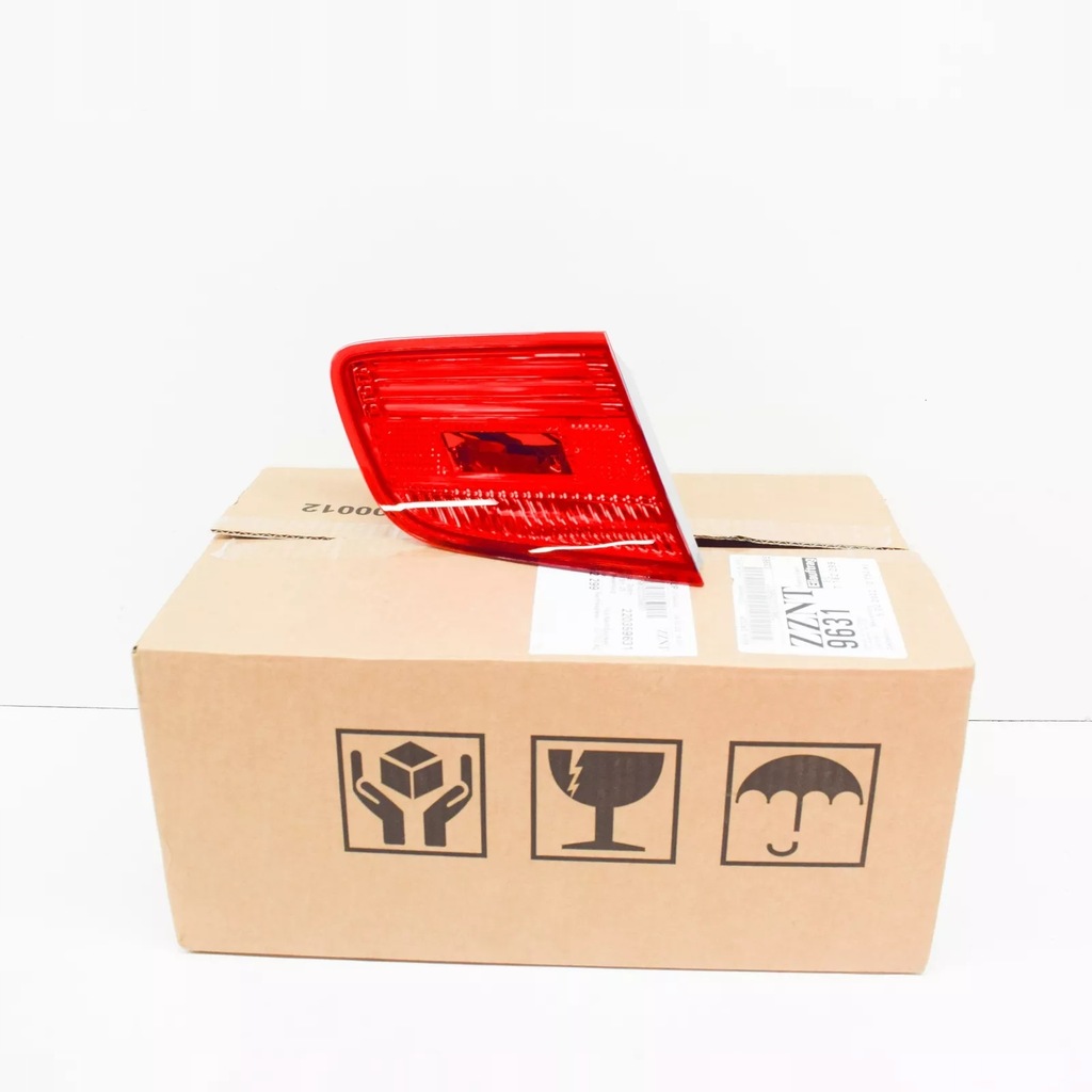 фото №12, Bmw 3 e92 задняя крышка багажника левая задняя свет 63217162299 7162299 oem