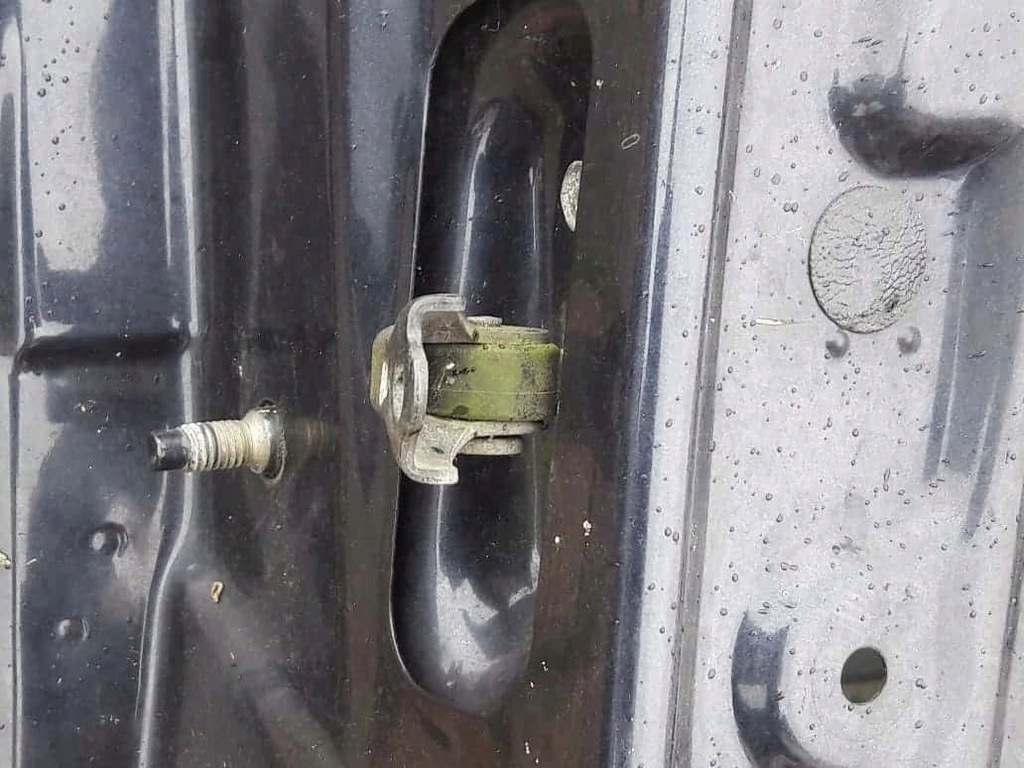 фото №9, Nissan maxima v qx a33 дверь правый задняя задние 99-04