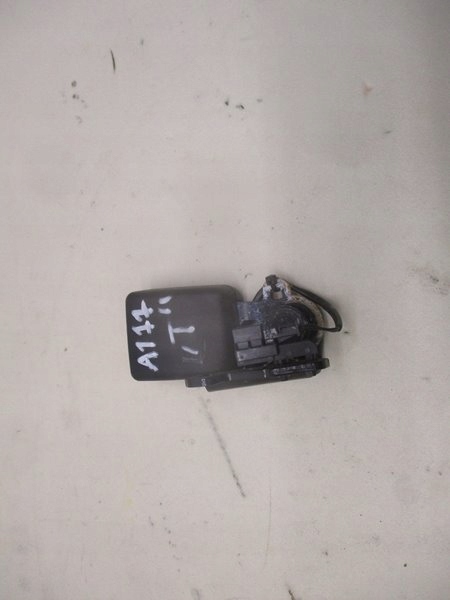 фото №1, Клипса поперечина безопасности задняя mercedes w177