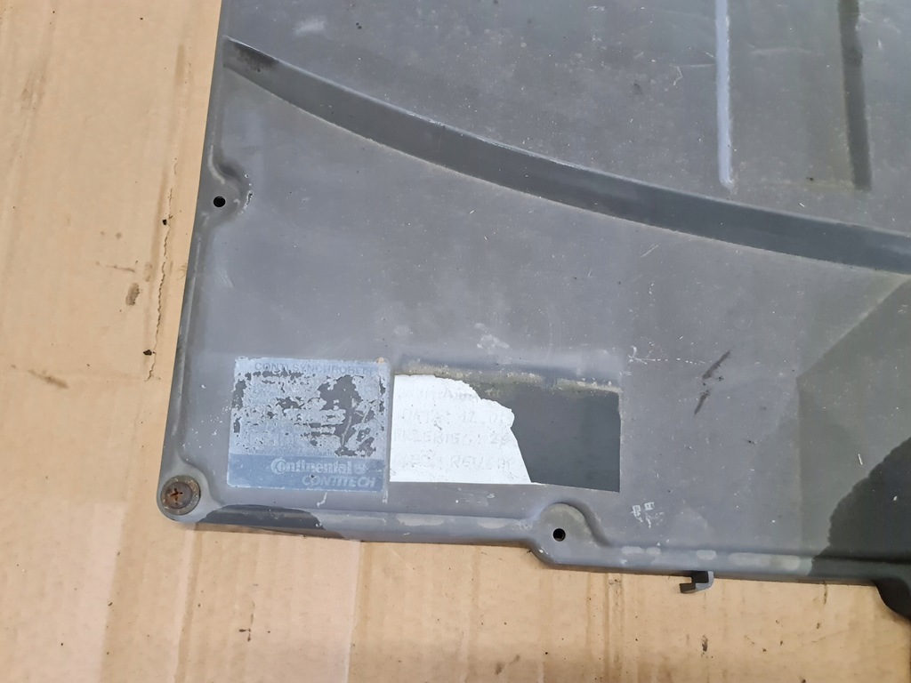 фото №6, Крышка блок управления audi a8 d2 eu 4d1937128f