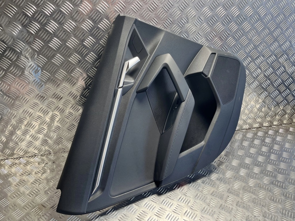 фото №1, Обшивка дверь задняя левый audi a3 8y 20- sportback