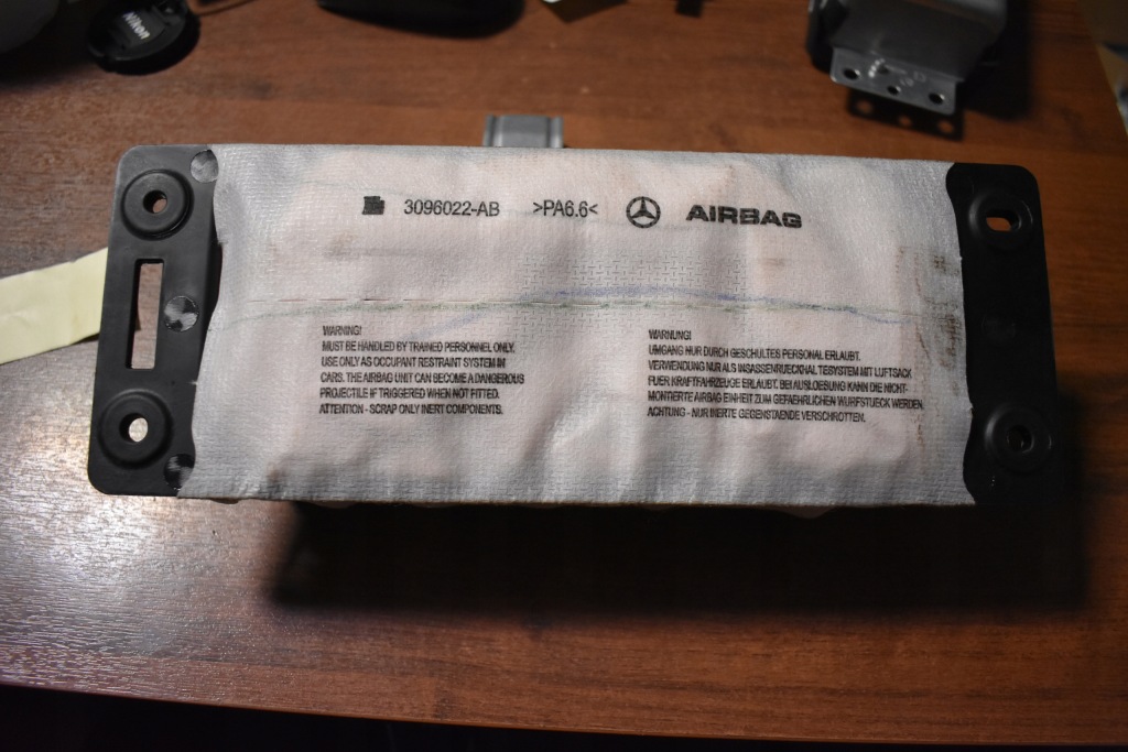 фото №1, Idealna подушка подушка безопасности пассажира mercedes w167 1