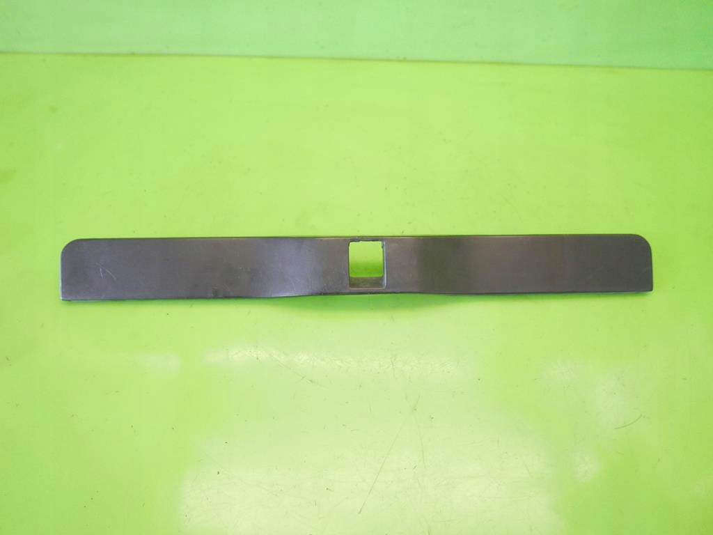 фото №1, Накладка молдинг кришки задня fiat uno ii 89-02