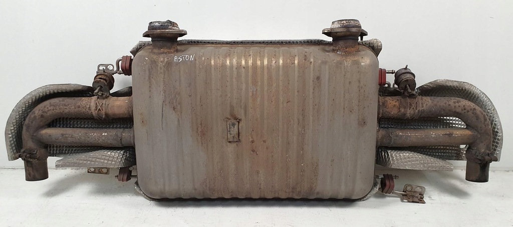 фото №1, Гаситель конечный выхлоп aston martin rapide 6.0 v12