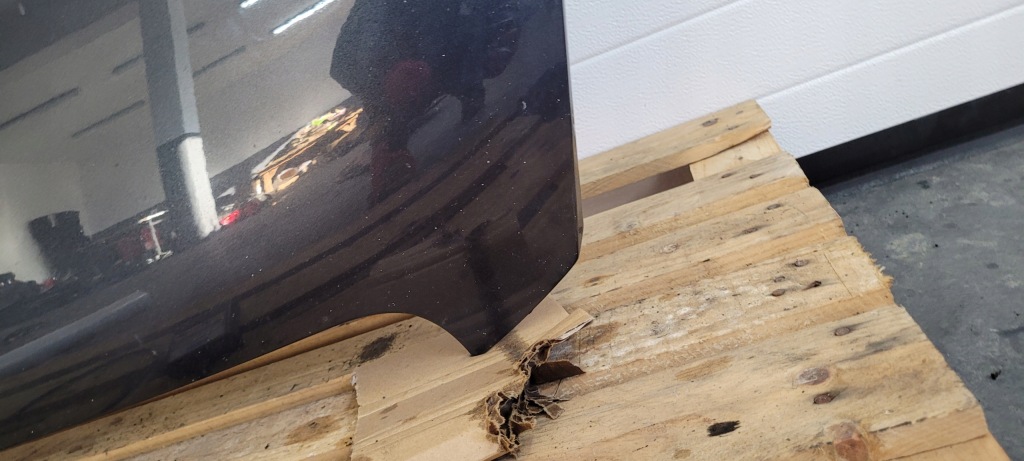 A6 c6 капот крышка двигателя lz7q 100um Киев