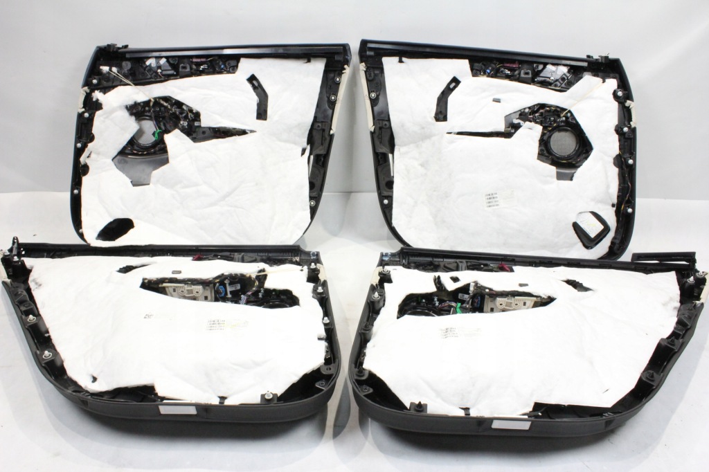 фото №10, Обшивки двері merino elfenbeinweiss bowers wilkins bmw g07 x7