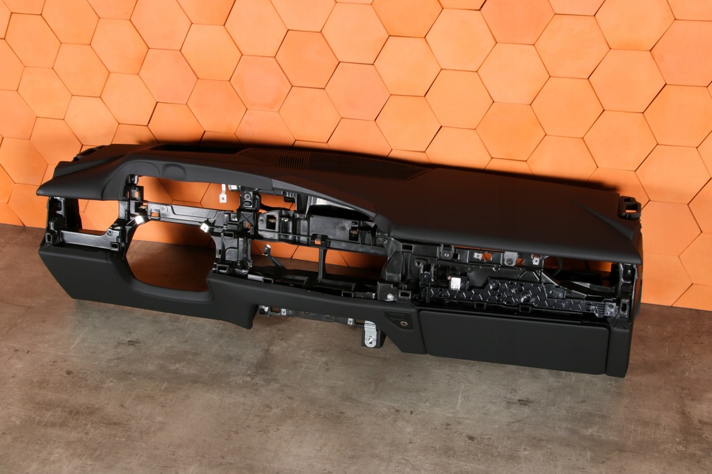 фото №7, Bmw 5 g60 g61 оригинальная приборная панель приборная консоль czarna head up