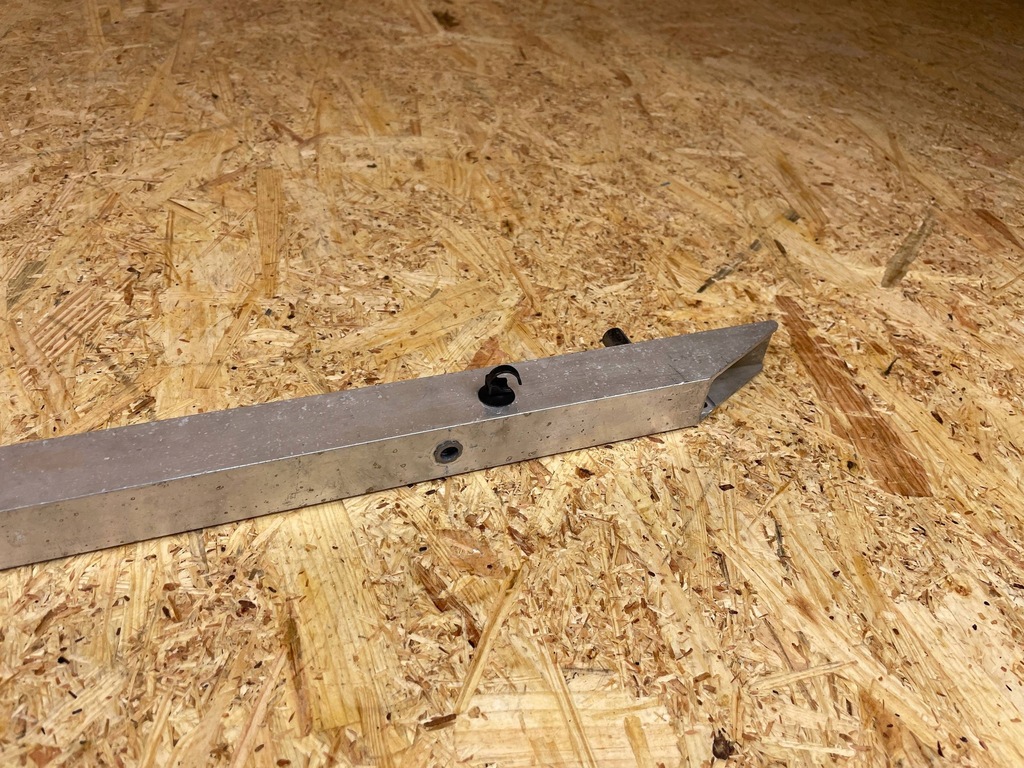 фото №12, Усилитель кронштейн рамки радиатора jaguar i-pace x590 j9d3-8b359-ac 2018-