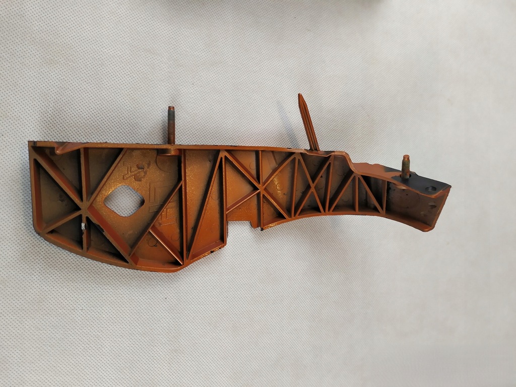 фото №8, Напрямна бампера правий лівий перед dodge challenger