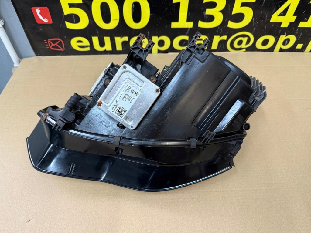 Audi a5 8t рестайлинг  фара bi-xenon led левая 8t0941005a правый  8t0941044a комплект Оригинал