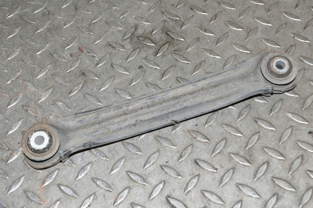 фото №2, Mercedes slk250 r172 2011 rhd задний правый рычаг